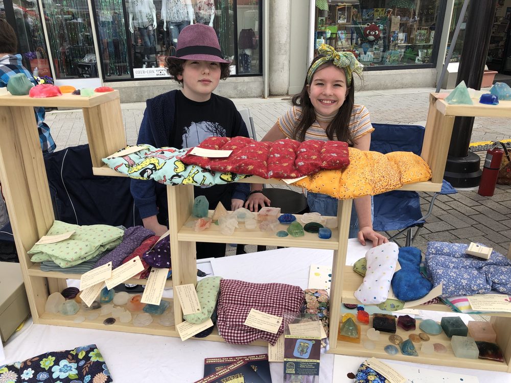YEM students at workshops and markets